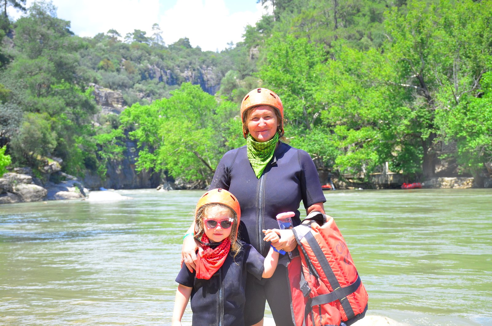 12 Km Rafting Turu