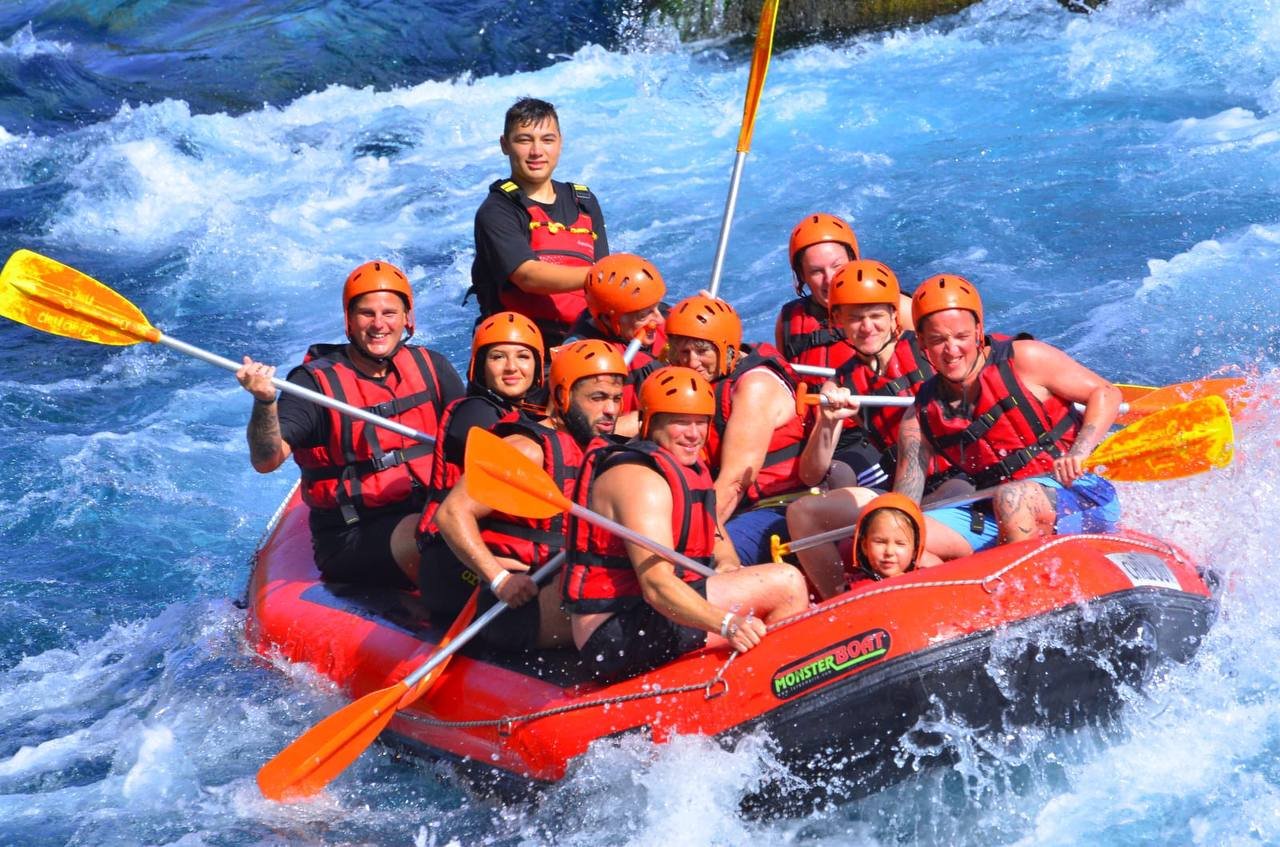 12 Km Rafting Turu