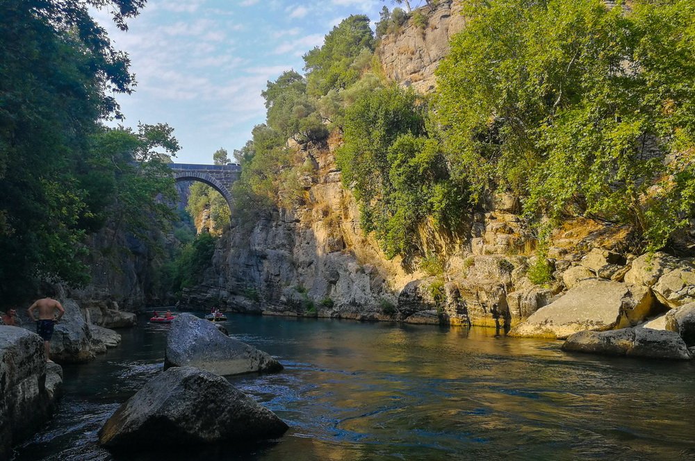 12 Km Rafting Turu