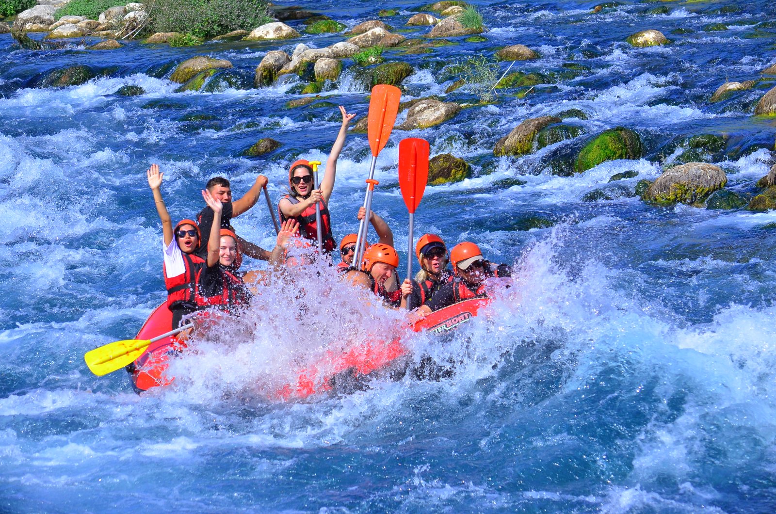 12 Km Rafting Turu